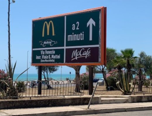 SITO 24 Gela – V.le Federico II (lungomare) P.zza tre Porte lato Vittoria